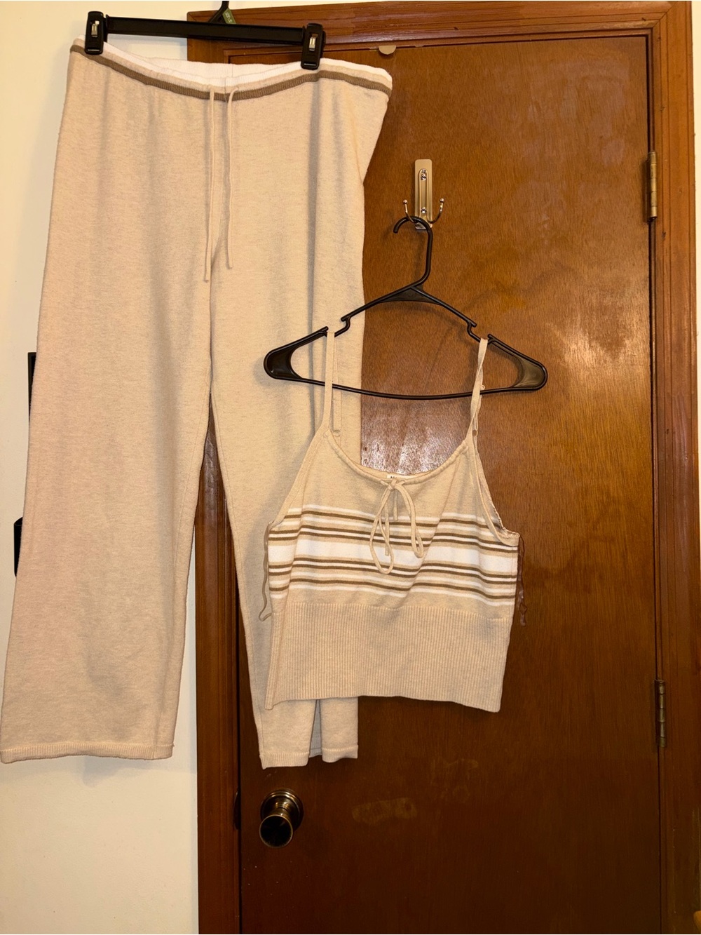 No Boundaries Cream Striped Knit Top and Drawstring Pants Set - Picture 2 of 4